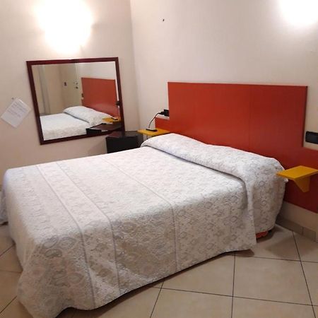 Affittacamere Cigole Exterior foto